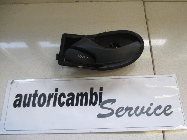 NOTRANJA KLJUKA  OEM N.  ORIGINAL REZERVNI DEL FORD FOCUS DAW DBW DNW MK1 BER/SW (1998-2001)DIESEL LETNIK 2001
