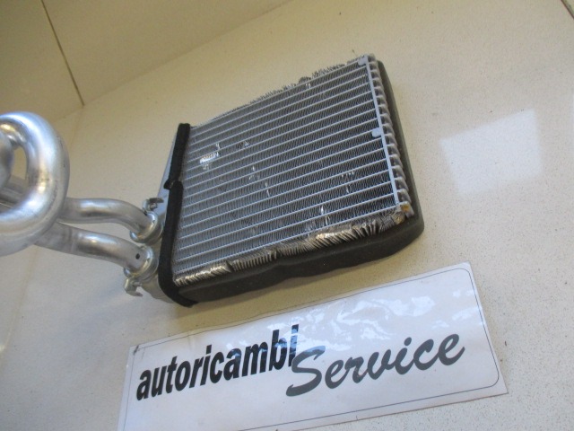 GRELEC RADIATORJA OEM N. 1K0819031B ORIGINAL REZERVNI DEL AUDI A3 MK2 8P 8PA 8P1 (2003 - 2008)DIESEL LETNIK 2008