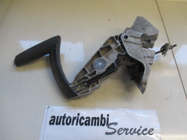 OEM N. 8P0711303C ORIGINAL REZERVNI DEL AUDI A3 MK2 8P 8PA 8P1 (2003 - 2008)DIESEL LETNIK 2008