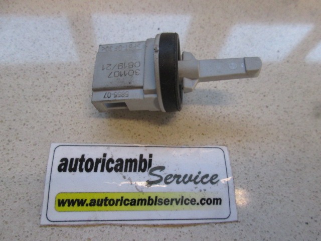 TEMPERATURNI SENZORJI / AC OEM N. 1K0907534A ORIGINAL REZERVNI DEL AUDI A3 MK2 8P 8PA 8P1 (2003 - 2008)DIESEL LETNIK 2008