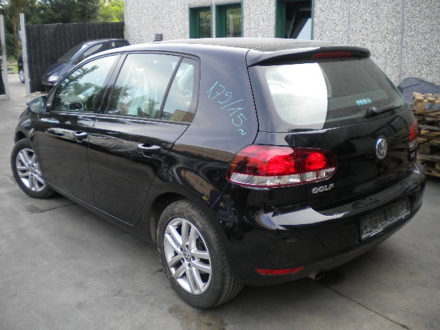 VOLKSWAGEN GOLF 6 1.6 D 77KW 5M 5P (2012) RICAMBI IN MAGAZZINO 