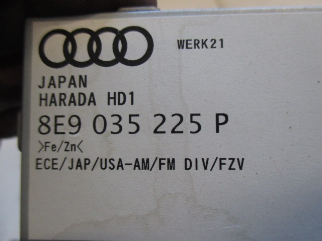 OJACEVALEC / ANTENA OEM N. 8E9035225P ORIGINAL REZERVNI DEL AUDI A4 B6 8E2 8E5 BER/SW (2001 - 2005) DIESEL LETNIK 2003