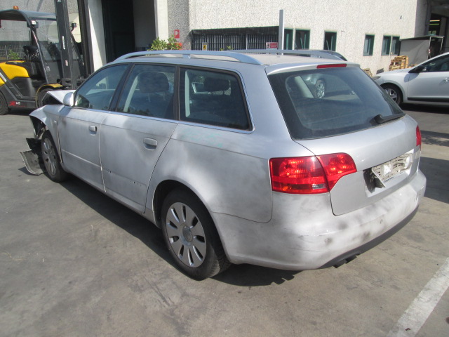 AUDI A4 SW 1.9 D 85KW 5M 5P (2005) RICAMBI IN MAGAZZINO 