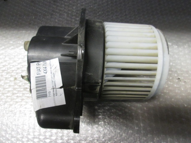 VENTILATOR  KABINE  OEM N.  ORIGINAL REZERVNI DEL FIAT PANDA 319 (DAL 2011) DIESEL LETNIK 2011