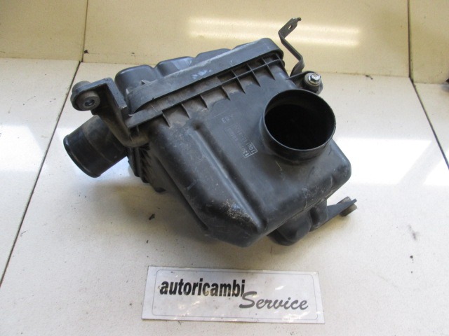 FILTAR ZRAKA OEM N. 1001404520 ORIGINAL REZERVNI DEL SUZUKI BALENO EG (1995 - 2001) BENZINA LETNIK 1996