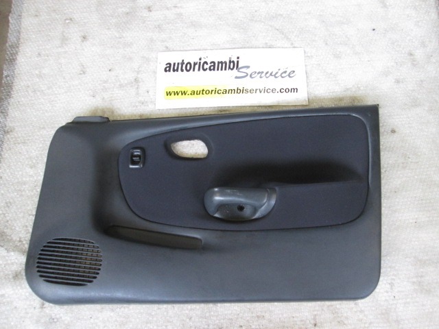 NOTRANJA OBLOGA SPREDNJIH VRAT OEM N. PNADTSZBALENOEGBR3P ORIGINAL REZERVNI DEL SUZUKI BALENO EG (1995 - 2001) BENZINA LETNIK 1996