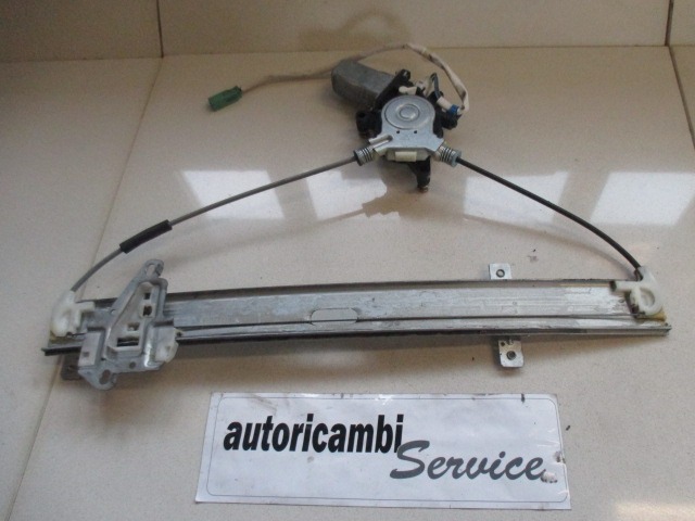 MEHANIZEM DVIGA SPREDNJIH STEKEL  OEM N. 72210SAAG03 ORIGINAL REZERVNI DEL HONDA JAZZ GD GE3 GE2 MK2 (2002 - 2008) GD1 GD5 GD GE3 GE2 GE GP GG GD6 GD8 BENZINA LETNIK 2005