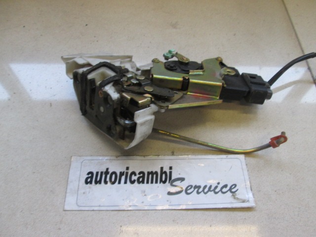 CENTRALNA KLJUCAVNICA ZADJIH LEVIH VRAT OEM N. 9204932 ORIGINAL REZERVNI DEL OPEL AGILA A H00 (2000 - 2008) BENZINA LETNIK 2003