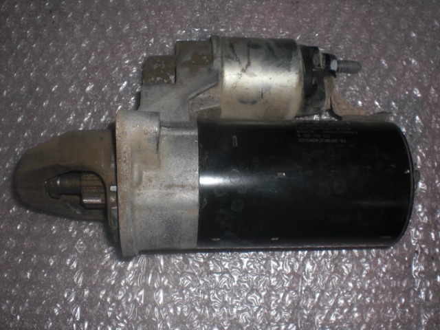 ZAGANJAC MOTORJA  OEM N.  ORIGINAL REZERVNI DEL FIAT PANDA 319 (DAL 2011) DIESEL LETNIK 2011