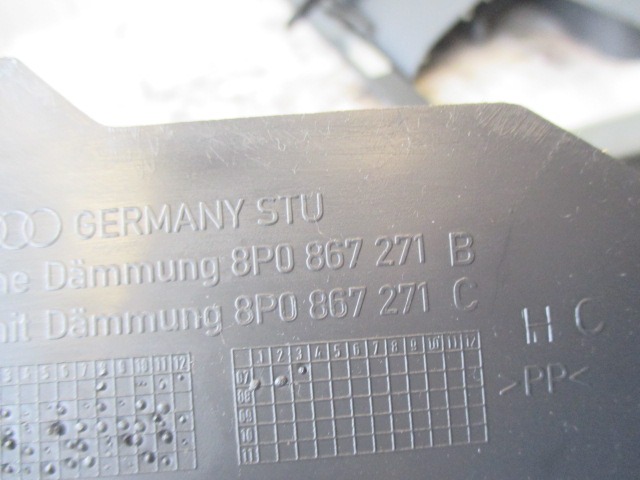 NOTRANJA OBLOGA PRAGA  OEM N. 8P0867271B ORIGINAL REZERVNI DEL AUDI A3 MK2 8P 8PA 8P1 (2003 - 2008)DIESEL LETNIK 2007