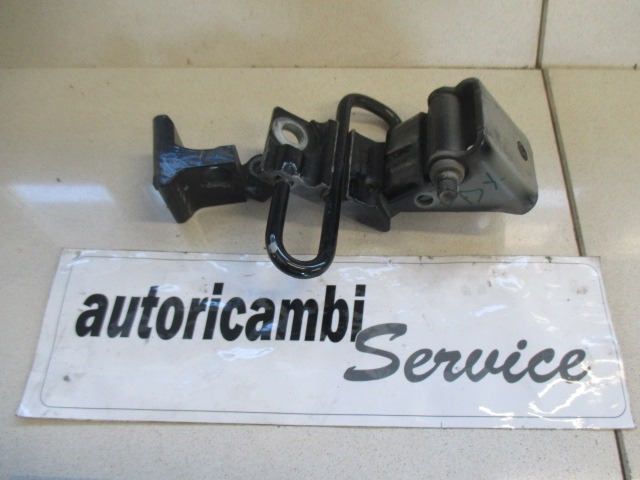 PANTI PRTLJAZNIH VRAT OEM N. 8P4833412A ORIGINAL REZERVNI DEL AUDI A3 MK2 8P 8PA 8P1 (2003 - 2008)DIESEL LETNIK 2007