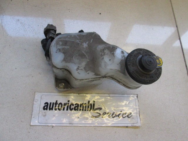 ZAVORNI CILINDER OEM N. 4722044080 ORIGINAL REZERVNI DEL TOYOTA AVENSIS VERSO M2 (2001 - 2004) DIESEL LETNIK 2004