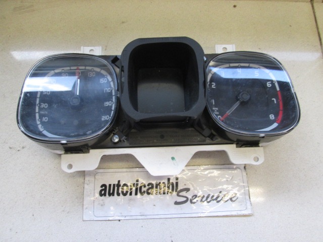 KILOMETER STEVEC OEM N. 51933771 ORIGINAL REZERVNI DEL FIAT PANDA 319 (DAL 2011) BENZINA/METANO LETNIK 2013