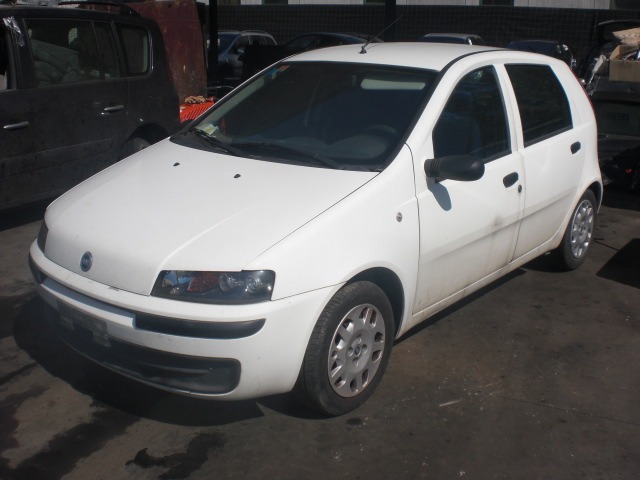 FIAT PUNTO 1.9 D 44KW 5M 5P (2000) RICAMBI IN MAGAZZINO 