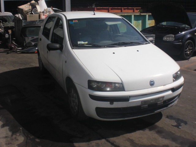 FIAT PUNTO 1.9 D 44KW 5M 5P (2000) RICAMBI IN MAGAZZINO 