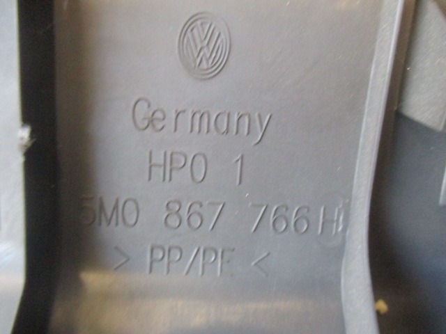 NOTRANJA OBLOGA ZADNJEGA BOKA  OEM N. 5M0867766H ORIGINAL REZERVNI DEL VOLKSWAGEN GOLF PLUS 5M1 521 MK1 (2004 - 2009) DIESEL LETNIK 2005