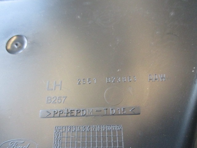 NOTRANJA OBLOGA ZADNJEGA BOKA  OEM N. 2S51B23863 ORIGINAL REZERVNI DEL FORD FIESTA JH JD MK5 (2002 - 2005) DIESEL LETNIK 2005