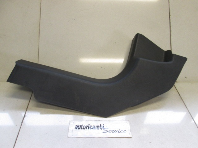 NOTRANJA OBLOGA PRAGA  OEM N. 13129334 ORIGINAL REZERVNI DEL OPEL ZAFIRA B A05 M75 (2005 - 2008) DIESEL LETNIK 2007