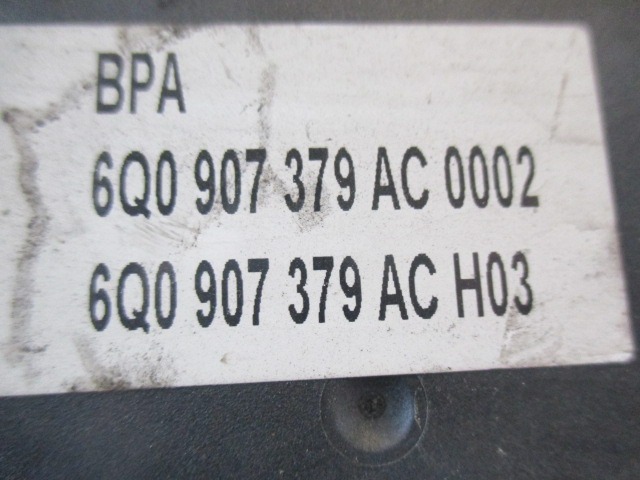 ABS AGREGAT S PUMPO OEM N. 6Q0907379AC ORIGINAL REZERVNI DEL VOLKSWAGEN POLO 9N R (2005 - 10/2009) DIESEL LETNIK 2008