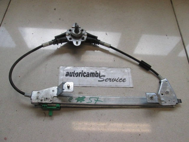 ROCNI SISTEM ZA DVIGOVANJE ZADNJEGA STEKLA  OEM N. 4653630 ORIGINAL REZERVNI DEL FIAT PUNTO 188 MK2 R (2003 - 2011) DIESEL LETNIK 2005