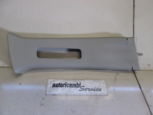 62411-B1010 RIVESTIMENTO SUPERIORE MONTANTE CENTRALE LATO DESTRO DAIHATSU SIRION 1.3 B 64KW AUT 5P (2005) RICAMBIO USATO 