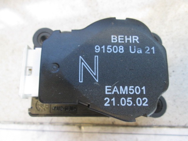 MOTORCEK OGREVANJA OEM N. EAM501 ORIGINAL REZERVNI DEL PEUGEOT 206 / 206 CC 2A/C 2D 2E/K (1998 - 2003) BENZINA LETNIK 2002