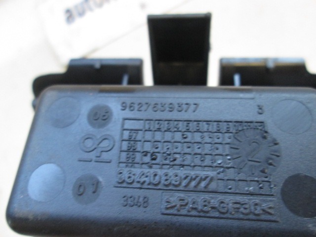 PEPELNIK / DRZALA ZA PIJACO OEM N. 9627639377 ORIGINAL REZERVNI DEL PEUGEOT 206 / 206 CC 2A/C 2D 2E/K (1998 - 2003) BENZINA LETNIK 2002