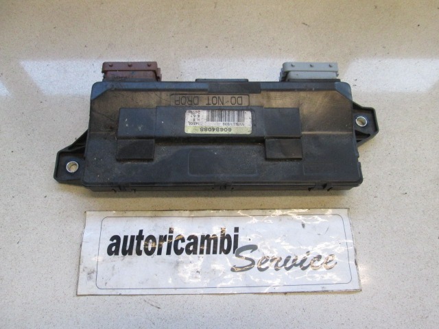 CENTRALNO ZAKLEPANJE OEM N. 60684088 ORIGINAL REZERVNI DEL ALFA ROMEO 159 939 BER/SW (2005 - 2013) DIESEL LETNIK 2008