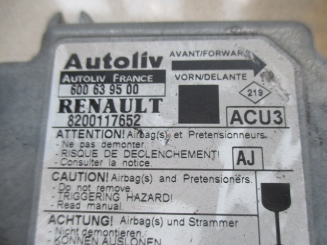 KIT AIRBAG KOMPLET OEM N. 15762 KIT AIRBAG COMPLETO ORIGINAL REZERVNI DEL RENAULT SCENIC JA0/1 FA0 MK1 R (1999 - 2003) DIESEL LETNIK 2001