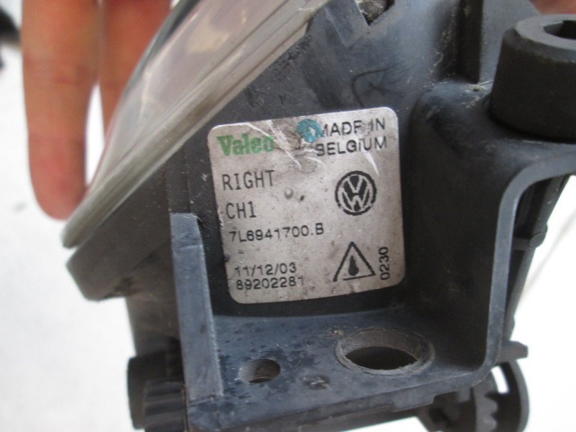 DESNA MEGLENKA OEM N. 7L6941700B ORIGINAL REZERVNI DEL VOLKSWAGEN TOUAREG 7LA 7L6 7L7 MK1 (2002 - 2007)DIESEL LETNIK 2004