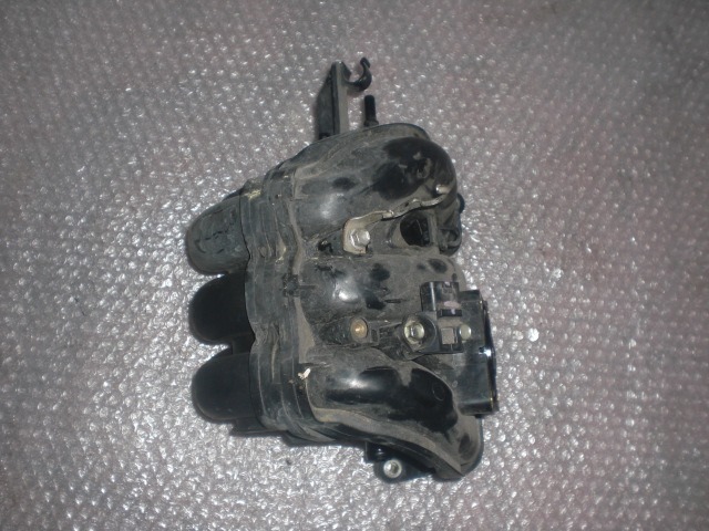 SESALNI KOLEKTOR OEM N.  ORIGINAL REZERVNI DEL TOYOTA YARIS P9 MK2 (01/2006 - 2009) BENZINA LETNIK 2008