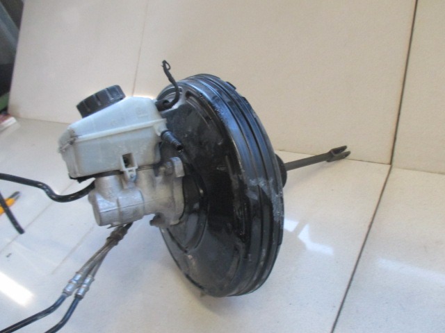 SERVO OJACEVALNIK ZAVOR S PUMPO OEM N. 13216085 ORIGINAL REZERVNI DEL OPEL ASTRA H A04 L48 L08 L35 L67 R 5P/3P/SW (2007 - 2010) DIESEL LETNIK 2007