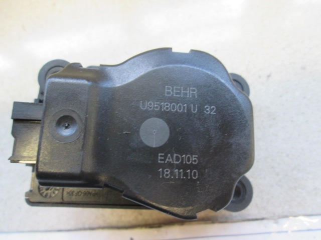 MOTORCEK OGREVANJA OEM N. EAD105 ORIGINAL REZERVNI DEL OPEL ASTRA J P10 5P/3P/SW (2010 - 2015) DIESEL LETNIK 2011