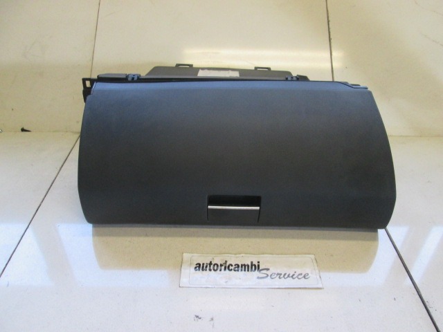 PREDAL ZA DOKUMENTE OEM N. 4531720 ORIGINAL REZERVNI DEL MERCEDES CLASSE A W169 5P C169 3P (2004 - 04/2008) DIESEL LETNIK 2006