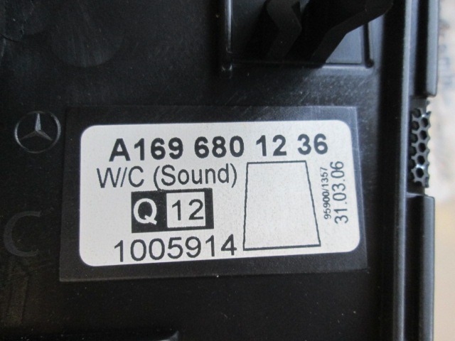 MONTA?NI DELI /  ARMATURNE PLOSCE SPODNJI OEM N. A1696801236 ORIGINAL REZERVNI DEL MERCEDES CLASSE A W169 5P C169 3P (2004 - 04/2008) DIESEL LETNIK 2006