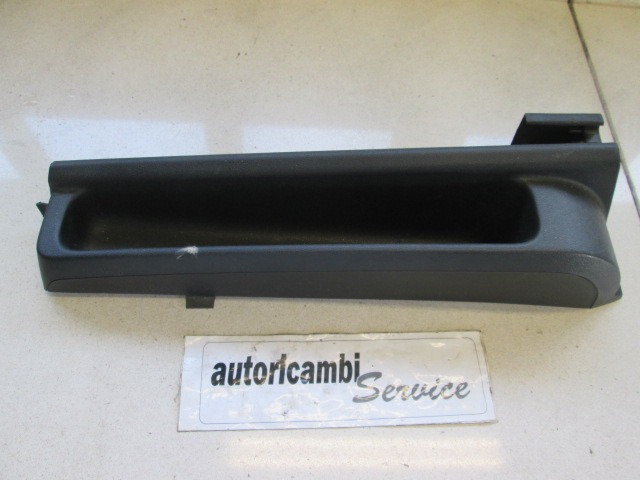 PREDAL ZA DOKUMENTE OEM N. A1699190620 ORIGINAL REZERVNI DEL MERCEDES CLASSE A W169 5P C169 3P (2004 - 04/2008) DIESEL LETNIK 2006