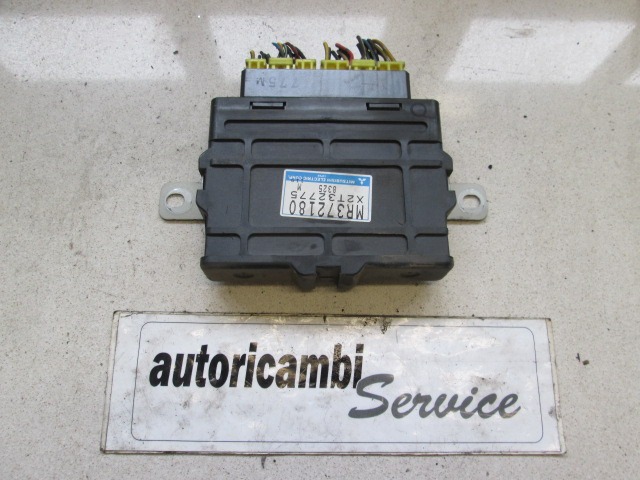 KONTROLA ABS ZAVORE ENOTA  OEM N. MR372180  ORIGINAL REZERVNI DEL MITSUBISHI PAJERO V20 R (1997 - 2000)DIESEL LETNIK 1999