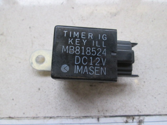 RELE' OEM N. MB818524 ORIGINAL REZERVNI DEL MITSUBISHI PAJERO V20 R (1997 - 2000)DIESEL LETNIK 1999