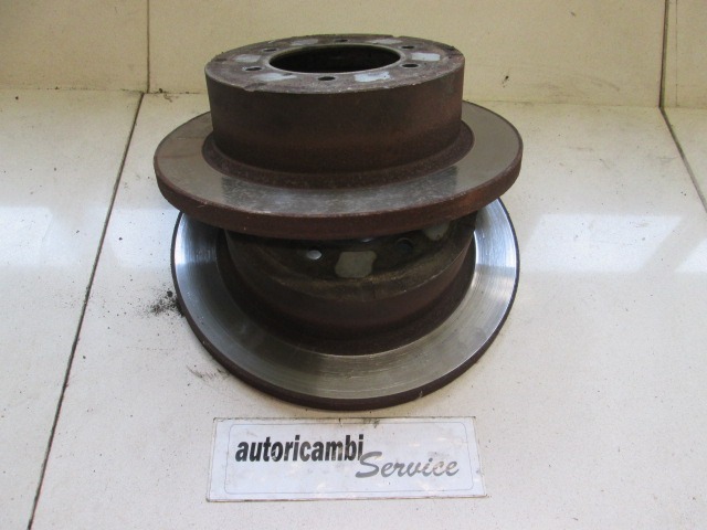 ZADNJI ZAVORNI DISKI OEM N. MB618797 ORIGINAL REZERVNI DEL MITSUBISHI PAJERO V20 R (1997 - 2000)DIESEL LETNIK 1999