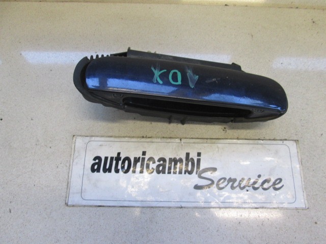 ZUNANJA KLJUKA SPREDNJA DESNA VRATA OEM N. 4B0839885 ORIGINAL REZERVNI DEL AUDI A6 C5 R 4B5 4B2 BER/SW/ALLROAD (2001 - 2004)DIESEL LETNIK 2003