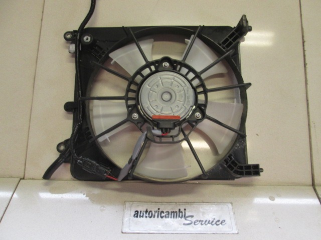 VENTILATOR HLADILNIKA OEM N. 38611RBB003 ORIGINAL REZERVNI DEL HONDA INSIGHT ZE MK2 (2009 - 10/2013) IBRIDO (ELETRICO-BENZINA) LETNIK 2009