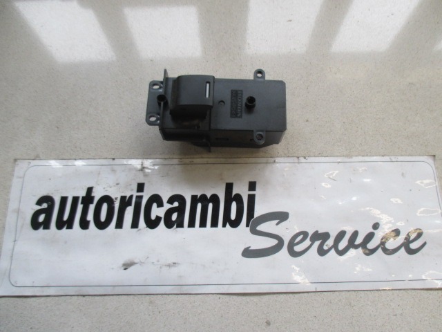 ZADNJE STIKALO OEM N. 35770-SWA-Q01-M2 ORIGINAL REZERVNI DEL HONDA INSIGHT ZE MK2 (2009 - 10/2013) IBRIDO (ELETRICO-BENZINA) LETNIK 2009