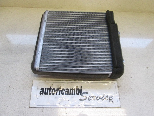 GRELEC RADIATORJA OEM N. 30223659088 ORIGINAL REZERVNI DEL OPEL MERIVA A X03 R (2006 - 2010) BENZINA LETNIK 2007