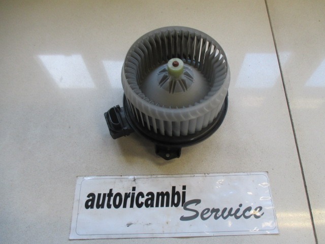 VENTILATOR  KABINE  OEM N. AV2727000311 ORIGINAL REZERVNI DEL SUZUKI SX4 EY GY (2006 - 2010) BENZINA LETNIK 2008