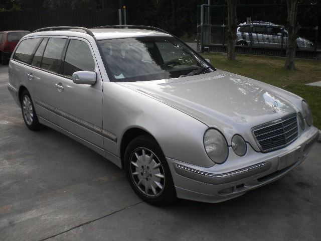 MERCEDES CLASSE E W210 2.7 D 125KW AUT 5P (2001) RICAMBIO USATO
