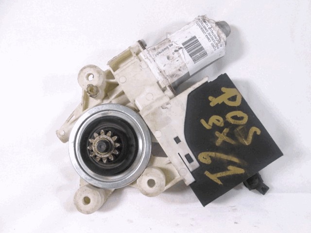 MOTORCEK ELEKTRICNEGA POMIKA ZADNJEGA STEKLA  OEM N.  ORIGINAL REZERVNI DEL FORD FOCUS CMAX DM2 MK1 (10/2003 - 03/2007) DIESEL LETNIK 2004