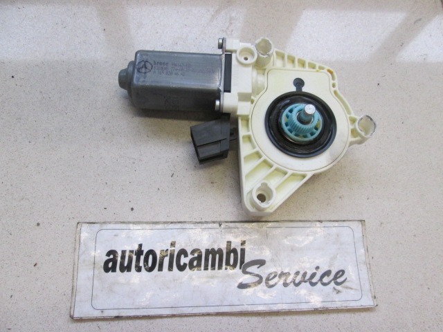 MOTORCEK ELEKTRICNEGA POMIKA ZADNJEGA STEKLA  OEM N. A1698204642 ORIGINAL REZERVNI DEL MERCEDES CLASSE A W169 5P C169 3P (2004 - 04/2008) DIESEL LETNIK 2008