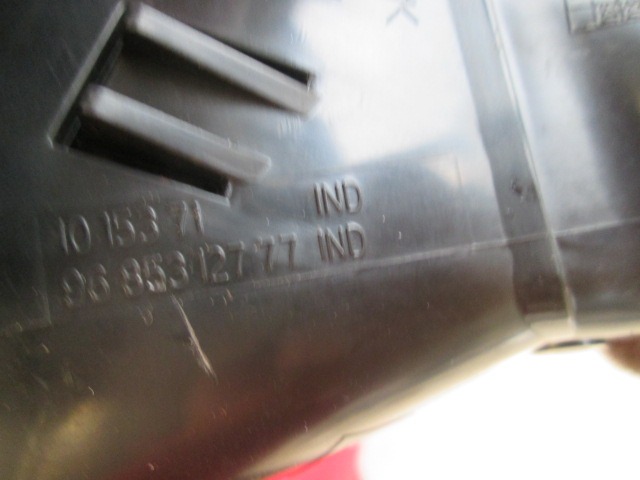 ODVOD ZRAKA OEM N. 9685312777 ORIGINAL REZERVNI DEL CITROEN C3 MK2 SC (2009 - 2016) BENZINA LETNIK 2010