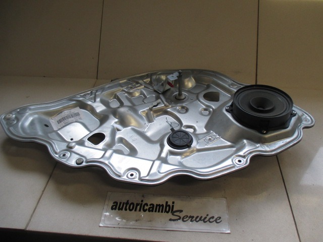 MEHANIZEM ZA ZADNJA VRATA  OEM N. 71734851 ORIGINAL REZERVNI DEL FIAT IDEA 350 (2003 - 2008) DIESEL LETNIK 2005