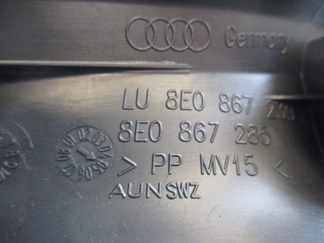 8E0867285 RIVESTIMENTO INFERIORE MONTANTE CENTRALE SINISTRO AUDI A4 SW 1.9 D 85KW 5M 5P (2005) RICAMBIO USATO 
